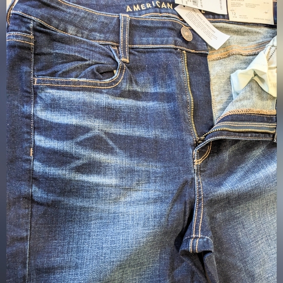 AMERICAN EAGLE, Hi-Rise Jegging, Midnight Dreamer, Size 12 X-Short, 31W. - Picture 4 of 6